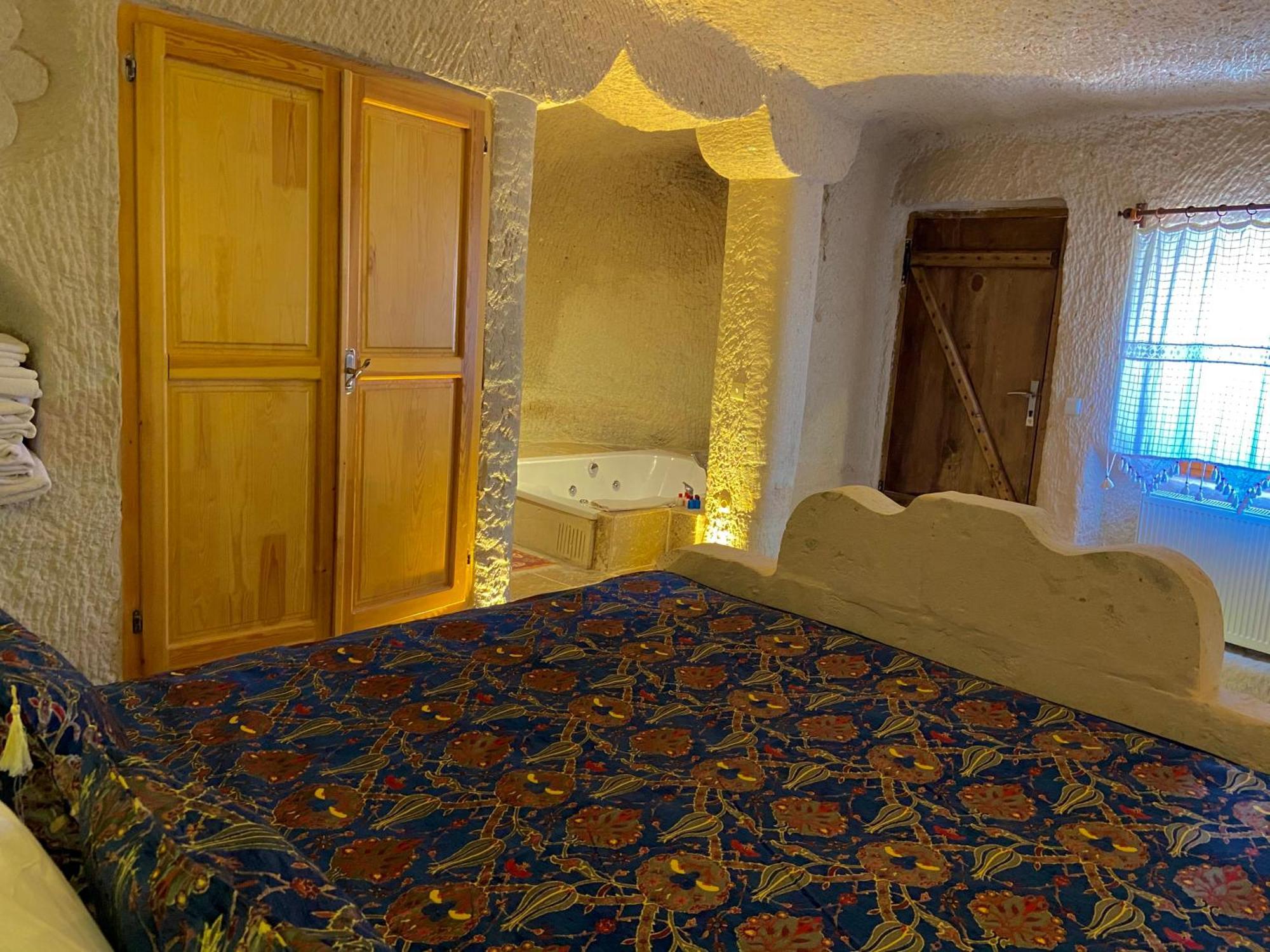The Village Cave Hotel Γκόρεμε Δωμάτιο φωτογραφία