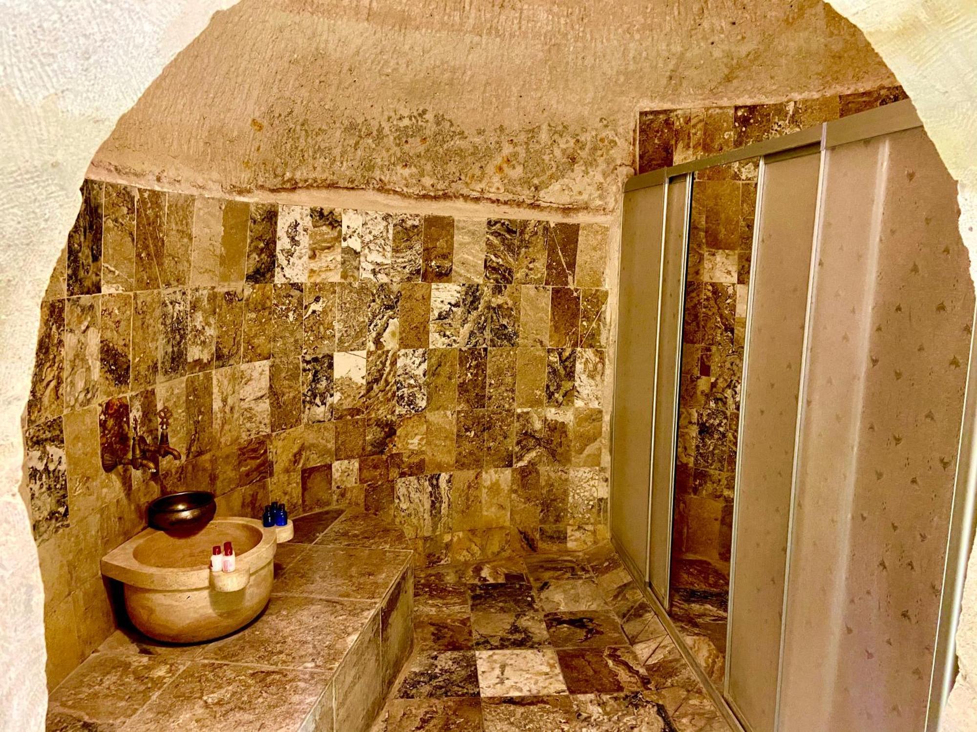 The Village Cave Hotel Γκόρεμε Δωμάτιο φωτογραφία